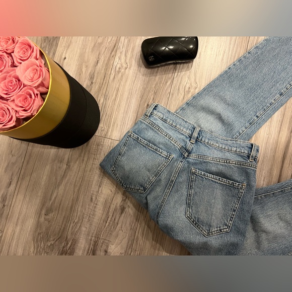 Vintage stylish straight jeans 😻🫶 - Picture 2 of 4